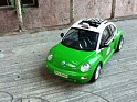 1:18 - Maisto - Volkswagen - New Beetle - 1998 - Green/White - Tuning - VW new beetle mexican ecologic taxi - 0